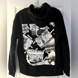 Universal Studios, Jurassic Park Hoodie, XS,Front Pocket, Movie Graphics on Back